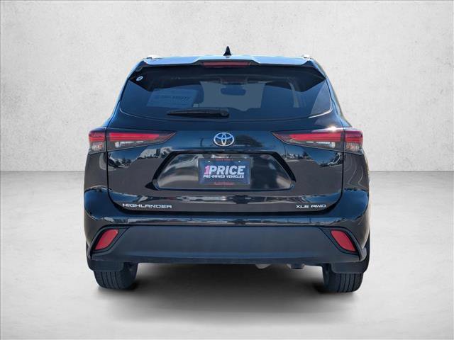 Used 2024 Toyota Highlander XLE image 6