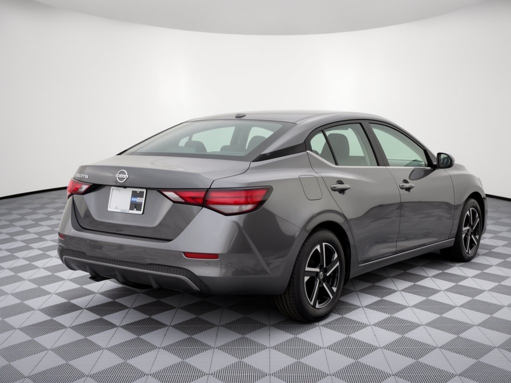 Used 2025 Nissan Sentra SV FWD image 9
