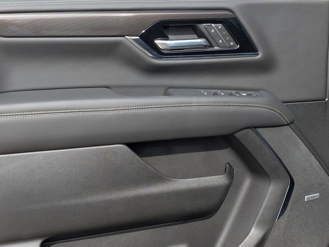 New 2026 GMC Yukon Elevation image 18