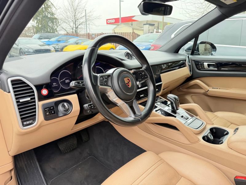 Used 2019 Porsche Cayenne AWD/4WD image 13