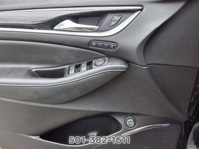 Used 2020 Buick Enclave Avenir w/ Avenir Technology Package FWD image 28