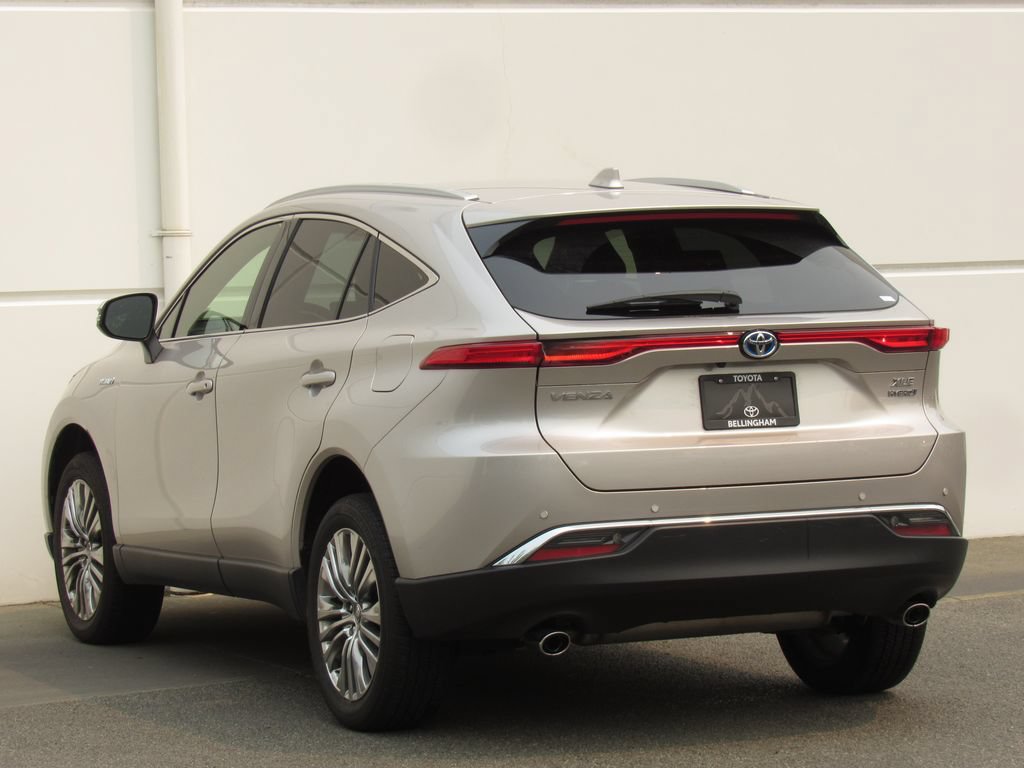 Certified 2021 Toyota Venza XLE w/ Softex Package AWD/4WD image 5