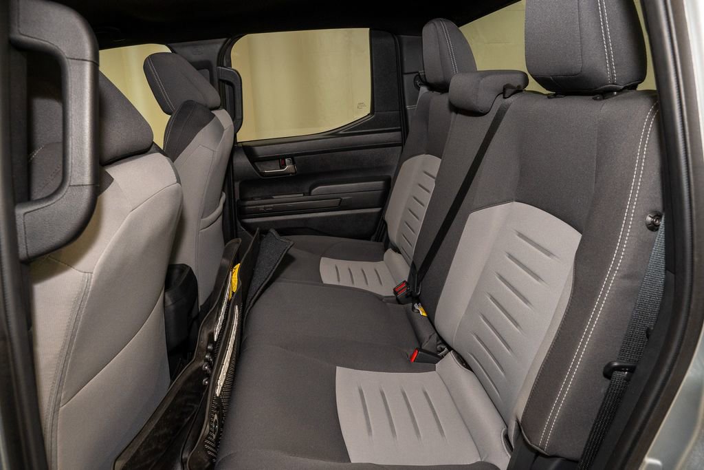 Used 2024 Toyota Tacoma TRD Off-Road image 7