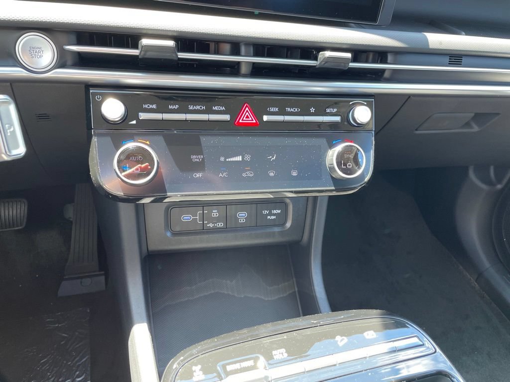 New 2026 Hyundai Tucson Blue SE AWD/4WD image 16