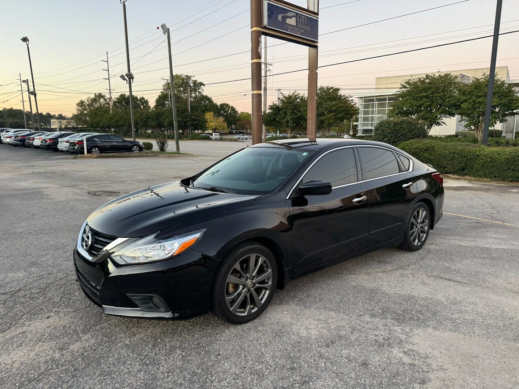 Used 2018 Nissan Altima 2.5 SR w/ SR Special Edition