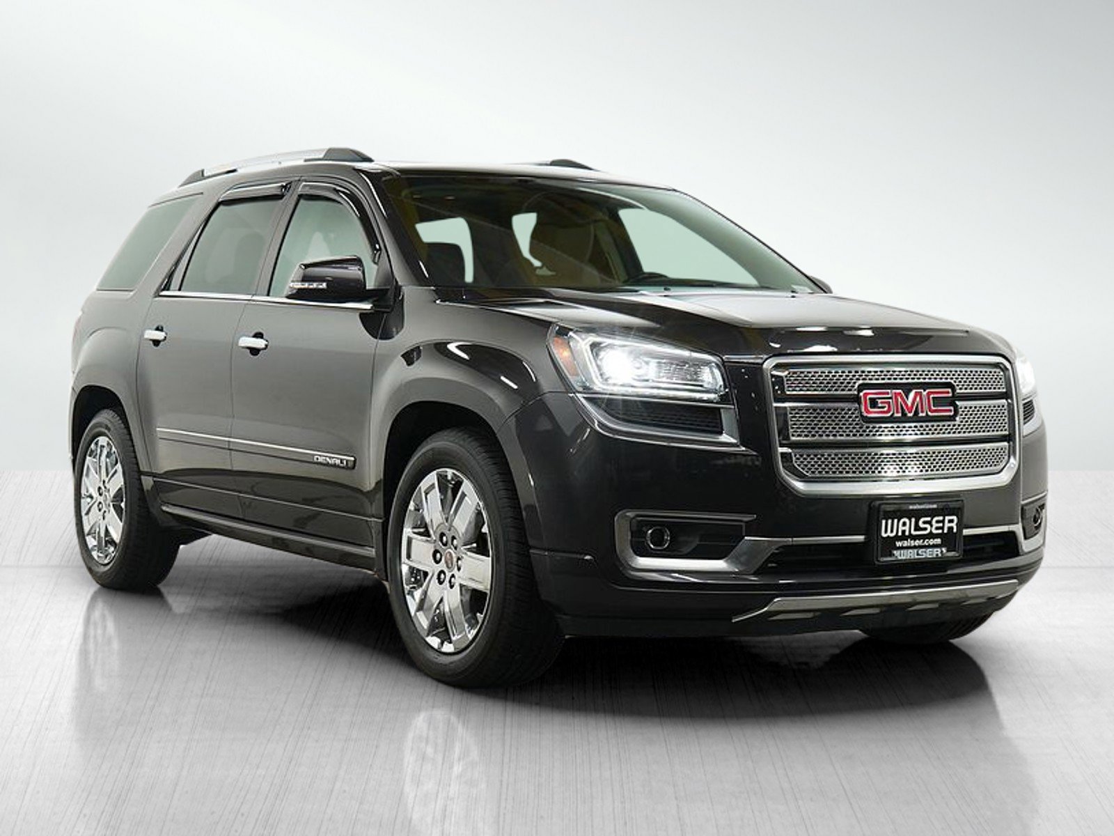 Used 2015 GMC Acadia Denali image 7