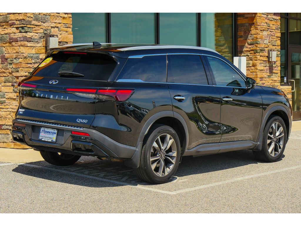 Used 2023 INFINITI QX60 Luxe w/ Cargo Package AWD/4WD image 3