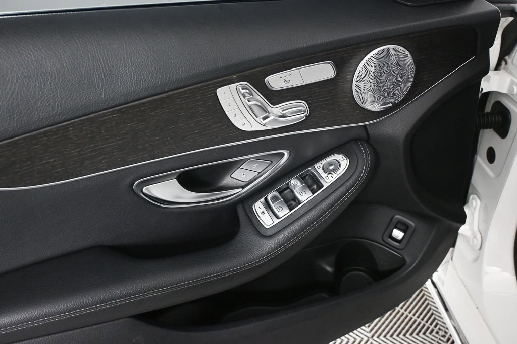 Certified 2019 Mercedes-Benz C 300 4MATIC Sedan image 8