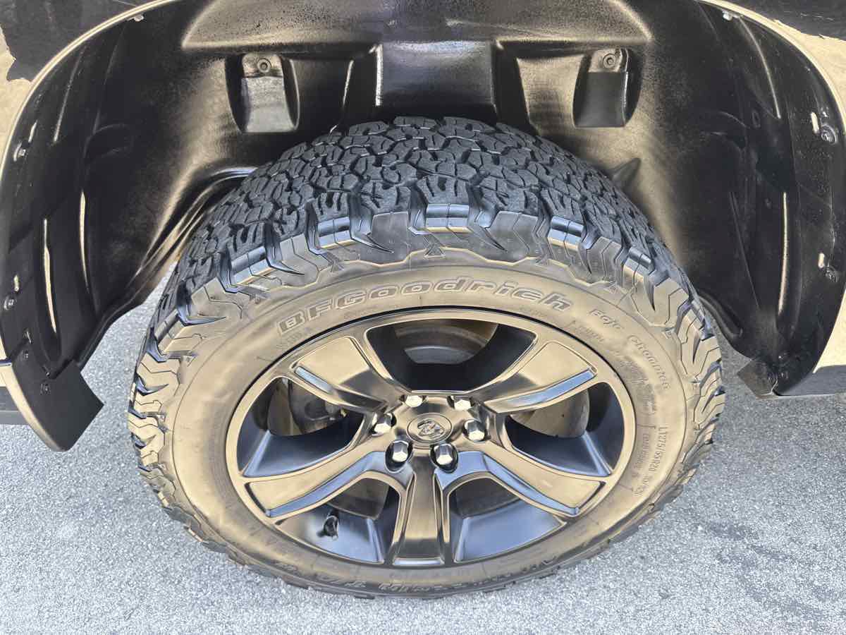 Used 2020 RAM 1500 Big Horn AWD/4WD image 10