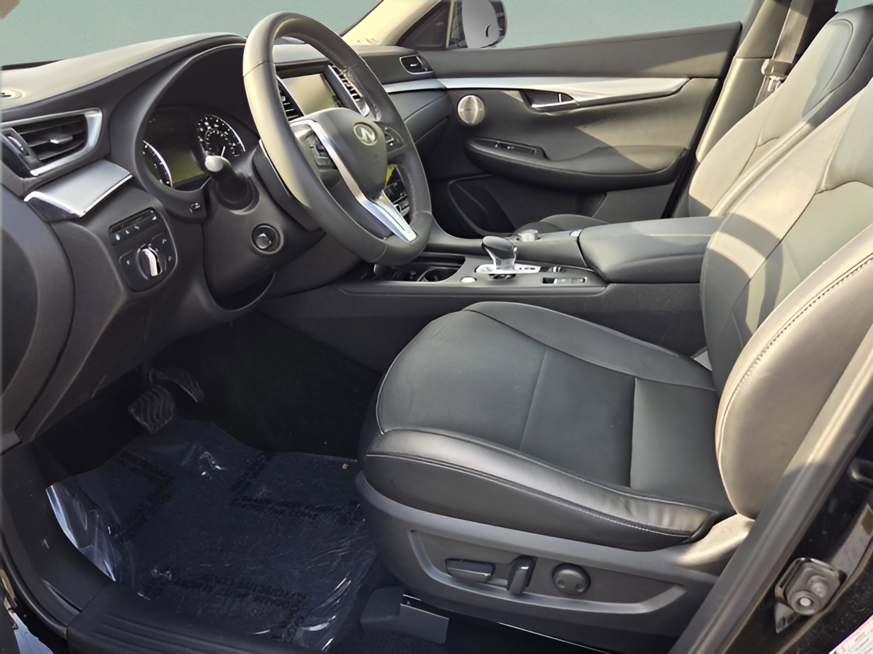 Used 2021 INFINITI QX50 Sensory FWD image 13