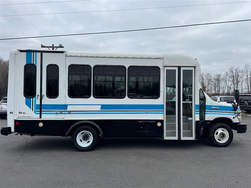 Used 2014 Ford E-450 and Econoline 450 Super Duty w/ Shuttle Bus Prep Package RWD image 5