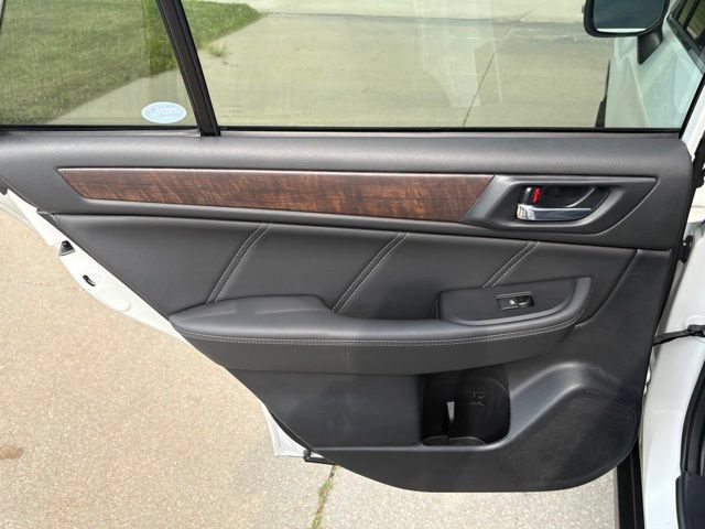Used 2019 Subaru Outback 3.6R Limited AWD/4WD image 21