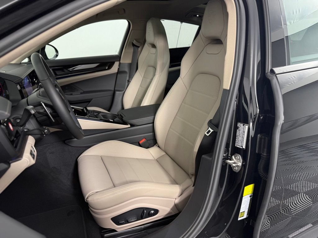 New 2026 Porsche Panamera 4 AWD/4WD image 5