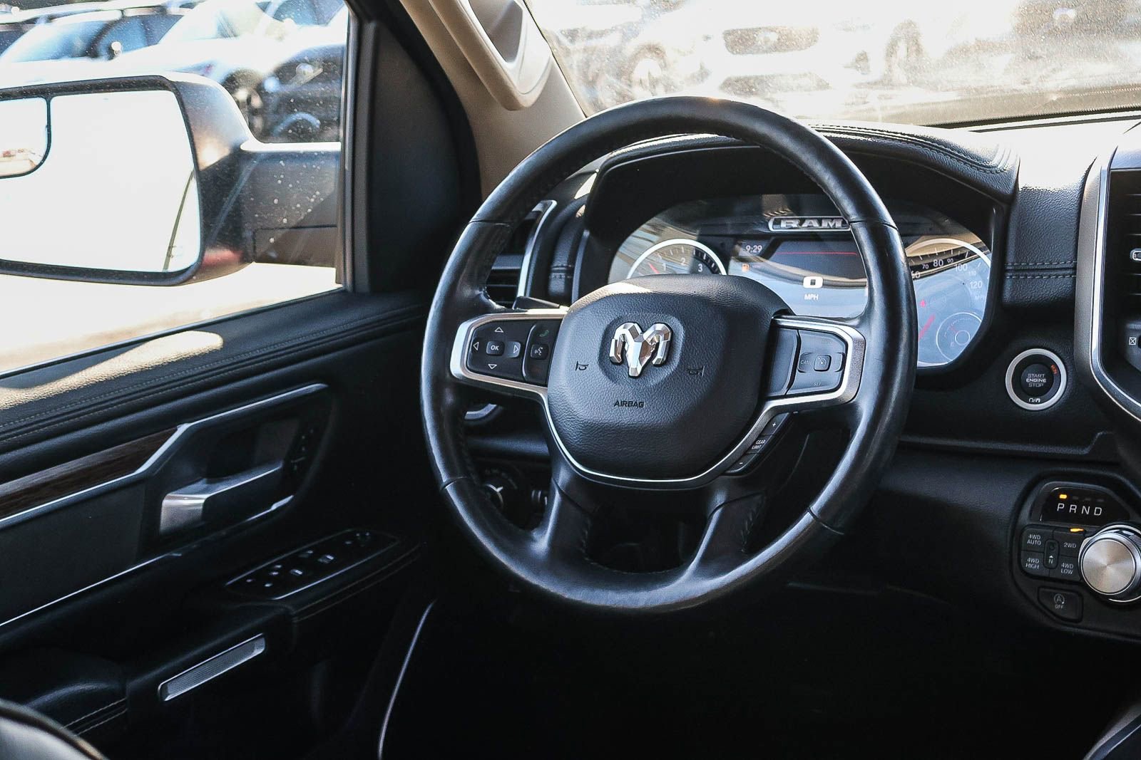 Used 2019 RAM 1500 Laramie image 27