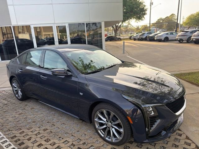 Used 2025 Cadillac CT5 Sport image 3