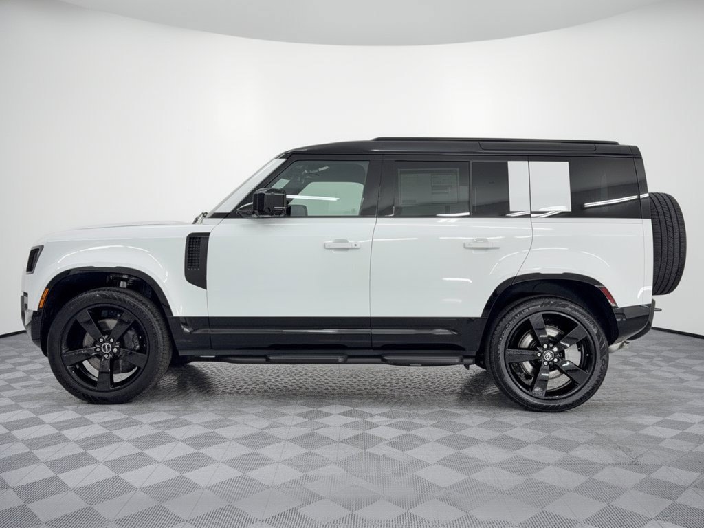 New 2026 Land Rover Defender 110 X-Dynamic SE AWD/4WD image 2