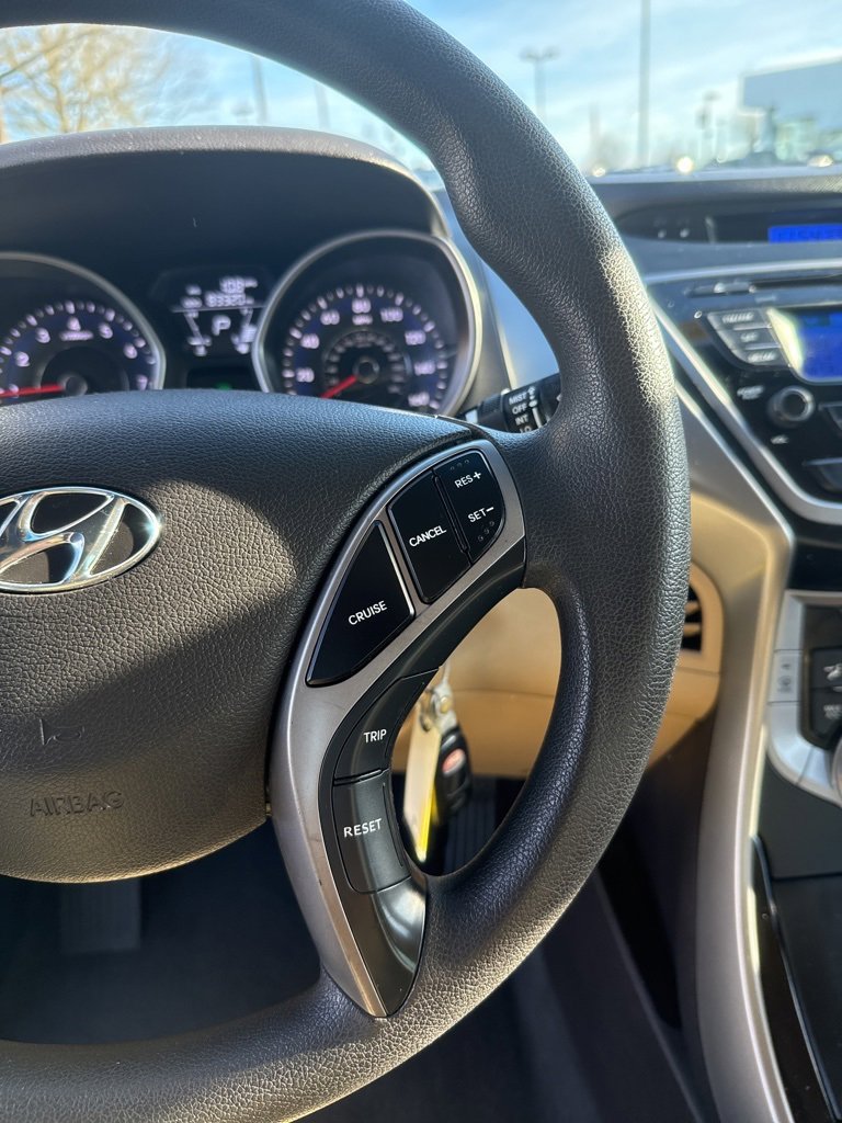 Used 2013 Hyundai Elantra GLS image 30