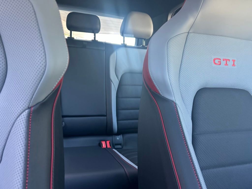 New 2026 Volkswagen GTI SE FWD image 39