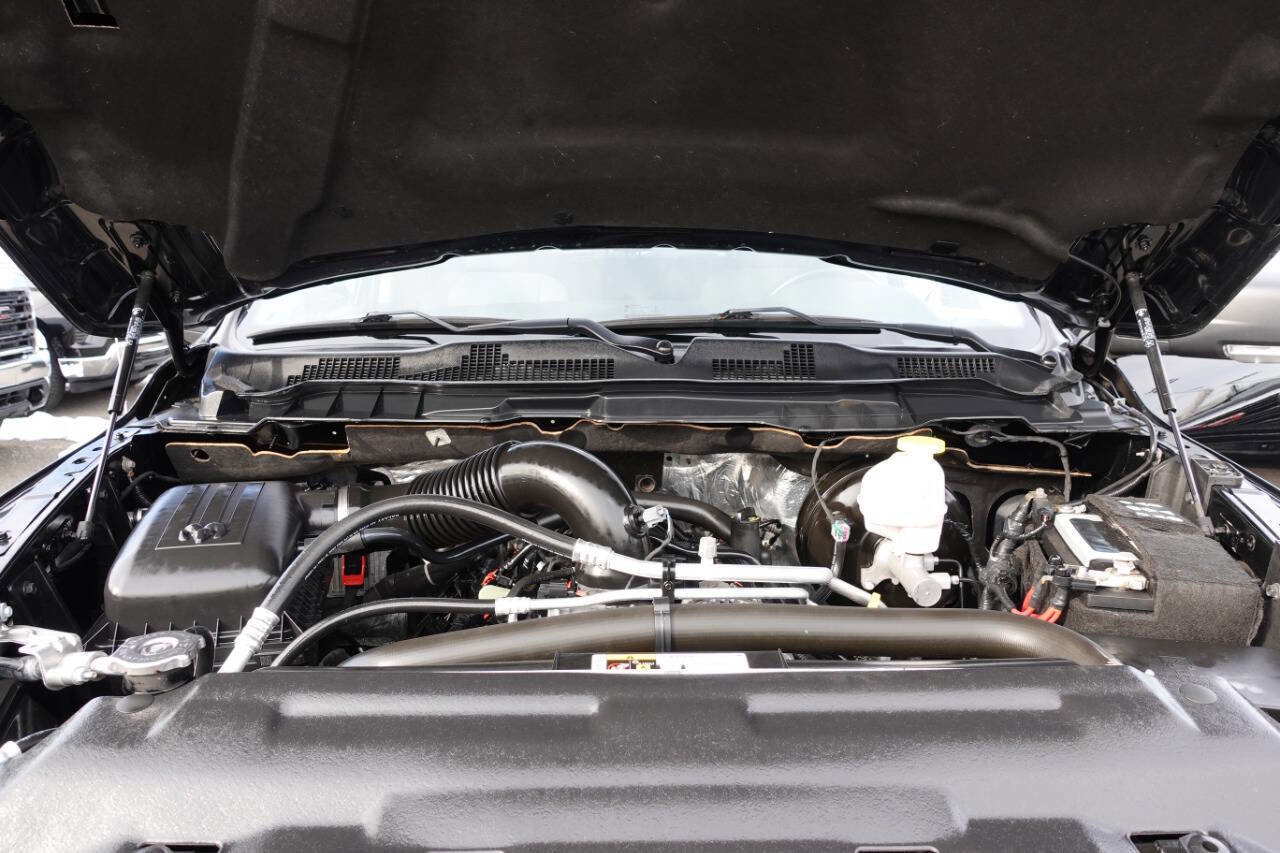 Used 2022 RAM 1500 Classic SLT w/ Electronics Convenience Group image 54