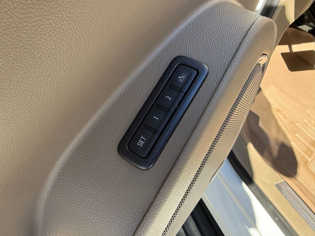 Used 2016 GMC Yukon SLT w/ Open Road Package image 17