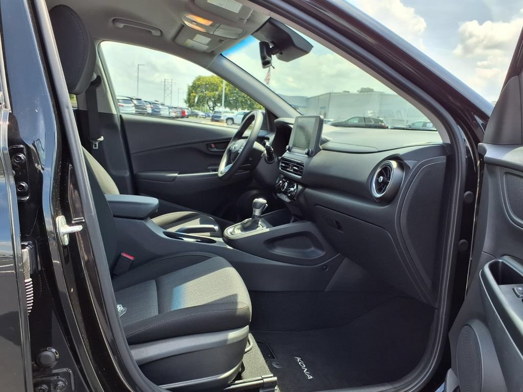 Used 2022 Hyundai Kona SEL AWD/4WD image 21