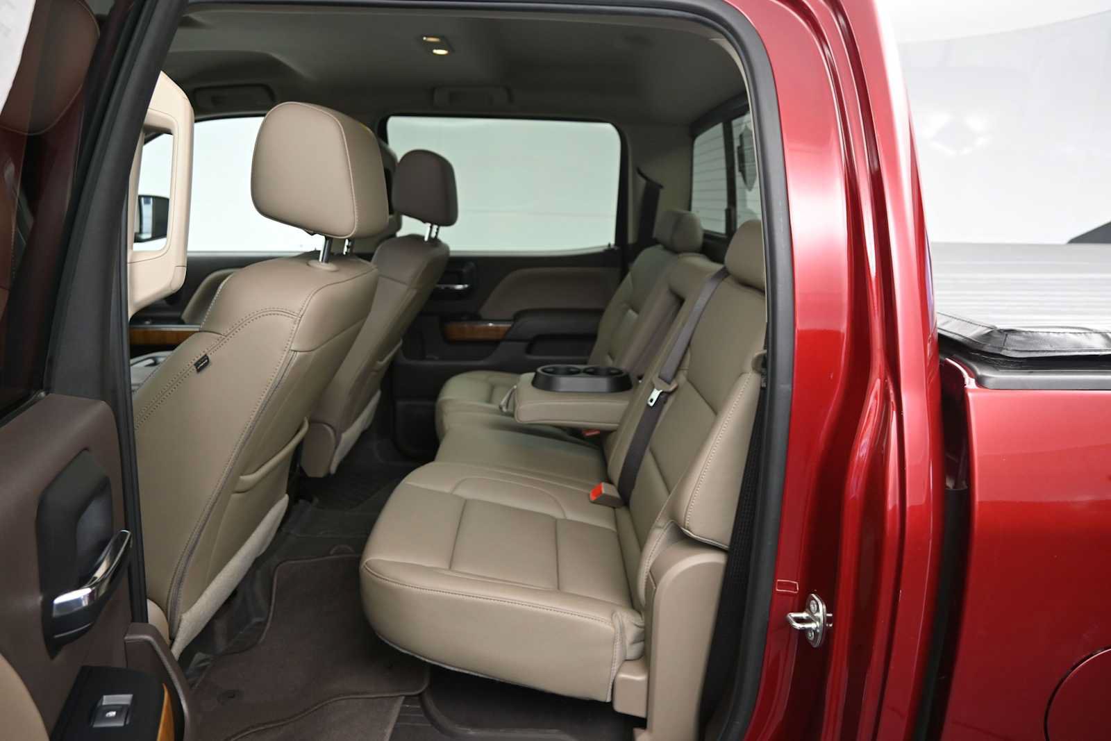 Used 2018 GMC Sierra 1500 SLT AWD/4WD image 9