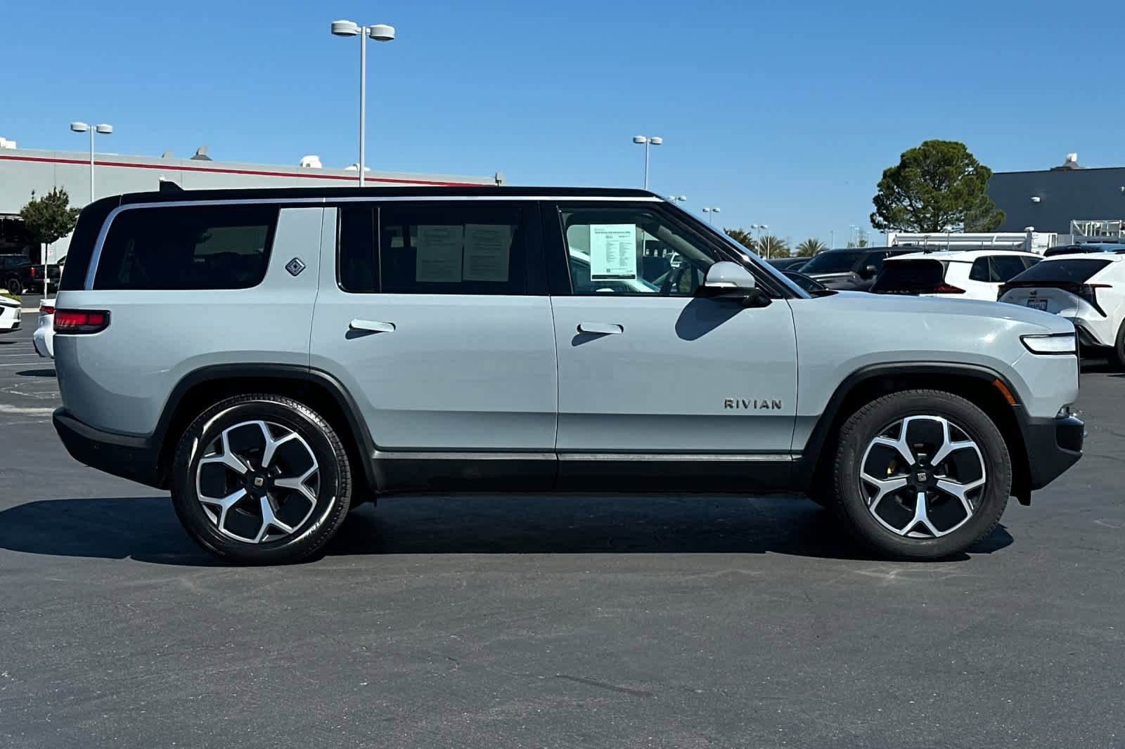 Used 2023 Rivian R1S Adventure AWD/4WD image 6