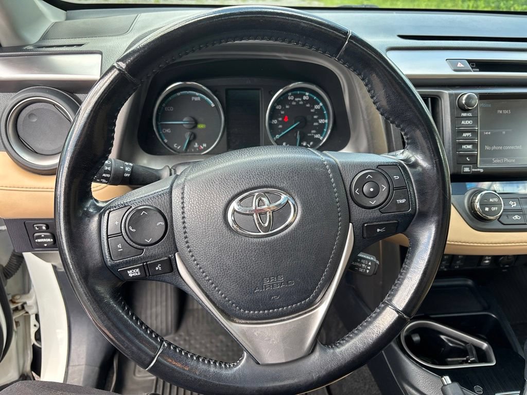 Used 2018 Toyota RAV4 Limited w/ Advanced Technology Package AWD/4WD image 11