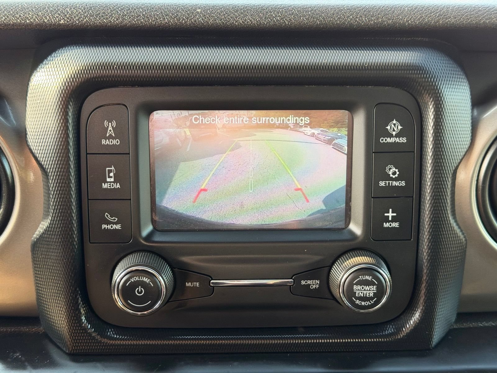 Used 2019 Jeep Wrangler Sport AWD/4WD image 21