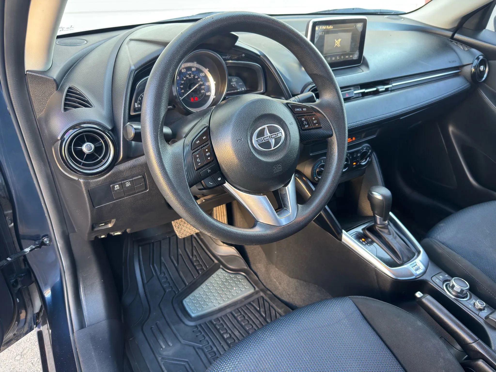 Used 2016 Scion iA image 3