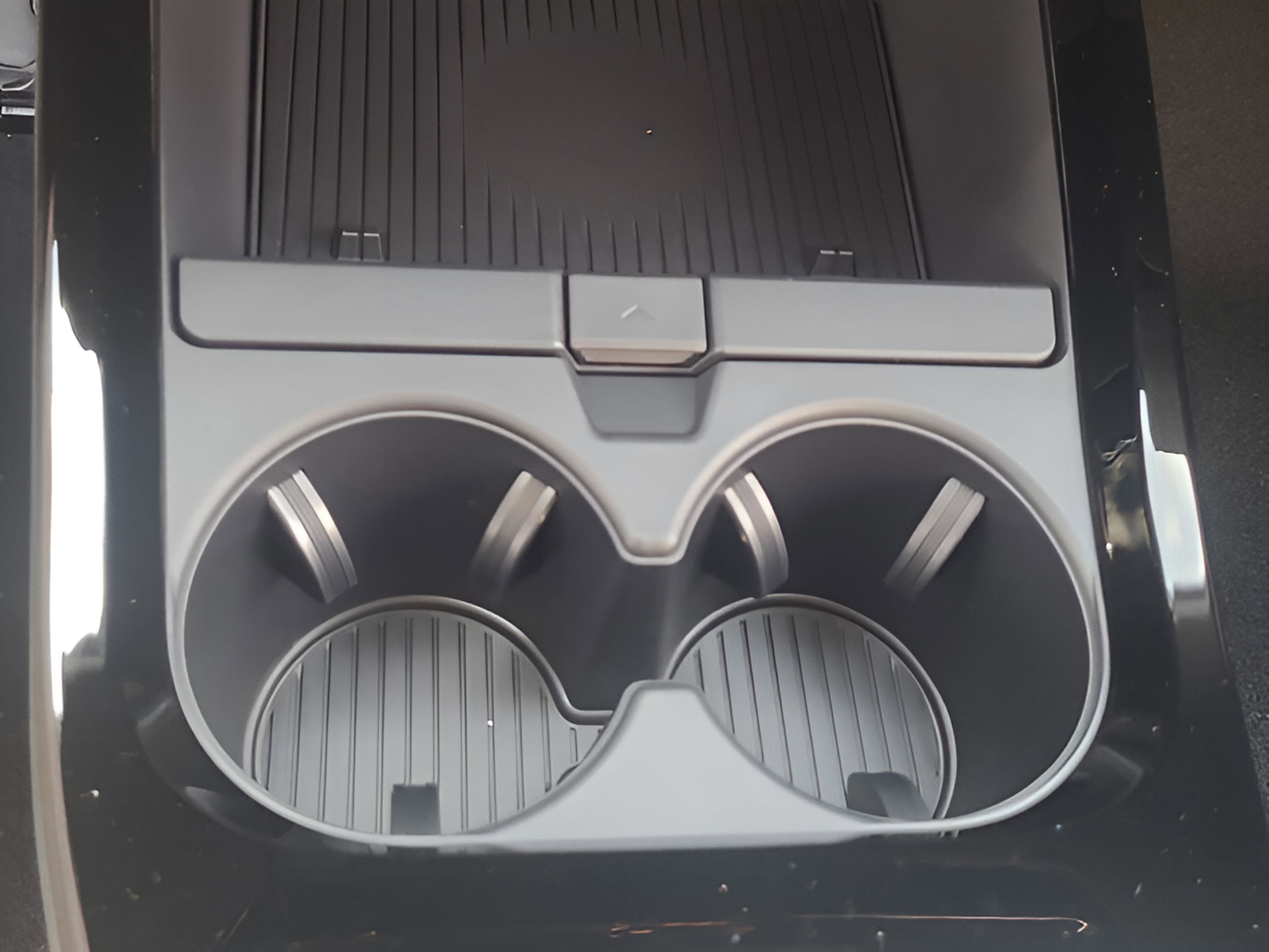 New 2026 Toyota Prius Plug-In Hybrid FWD image 15