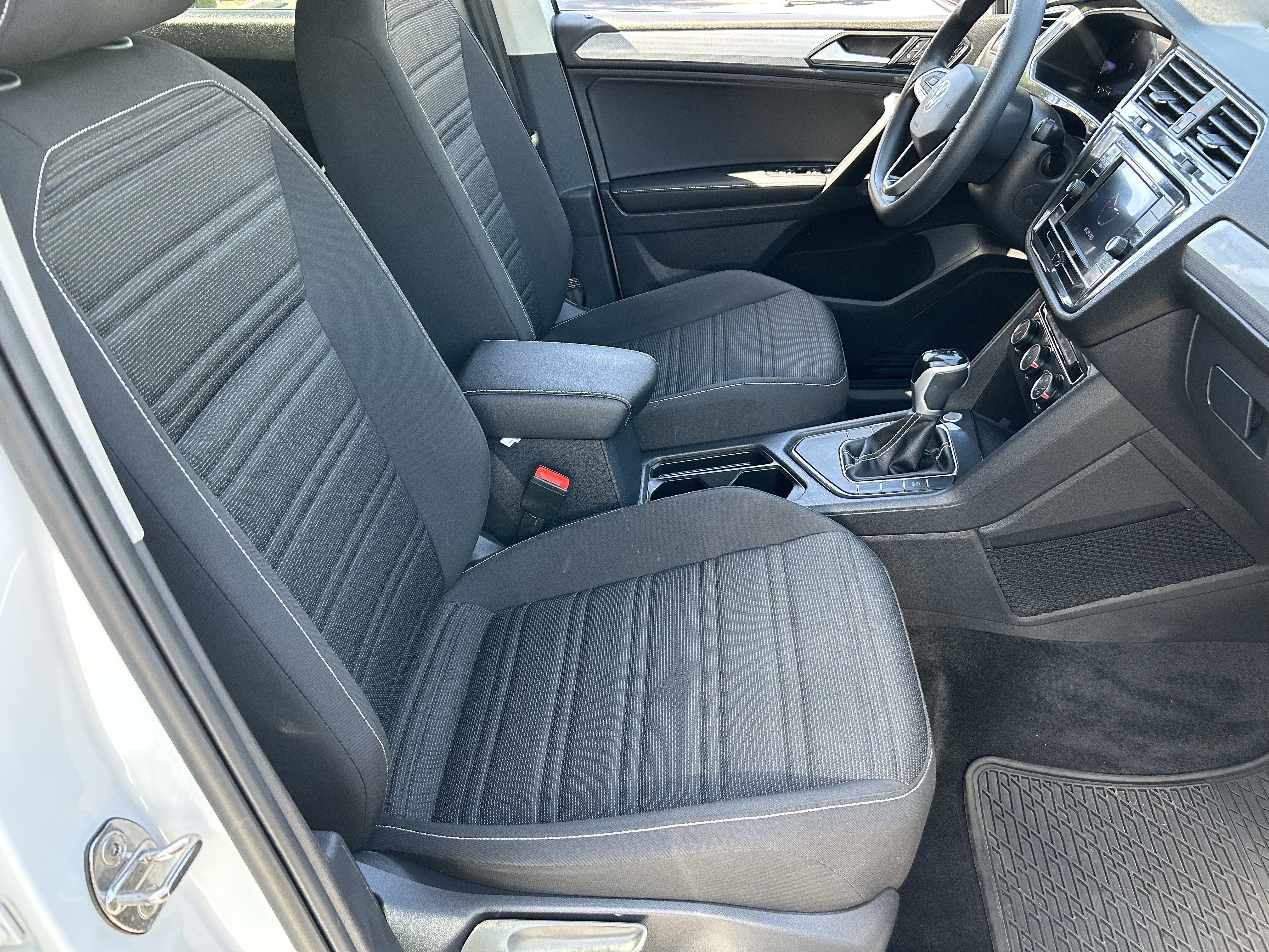 Used 2023 Volkswagen Tiguan S FWD image 9