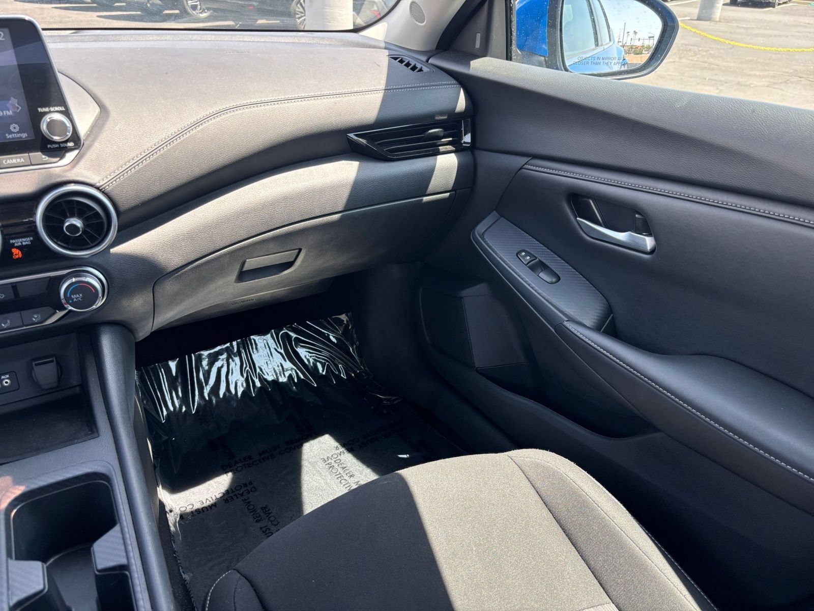 Used 2025 Nissan Sentra SV FWD image 28