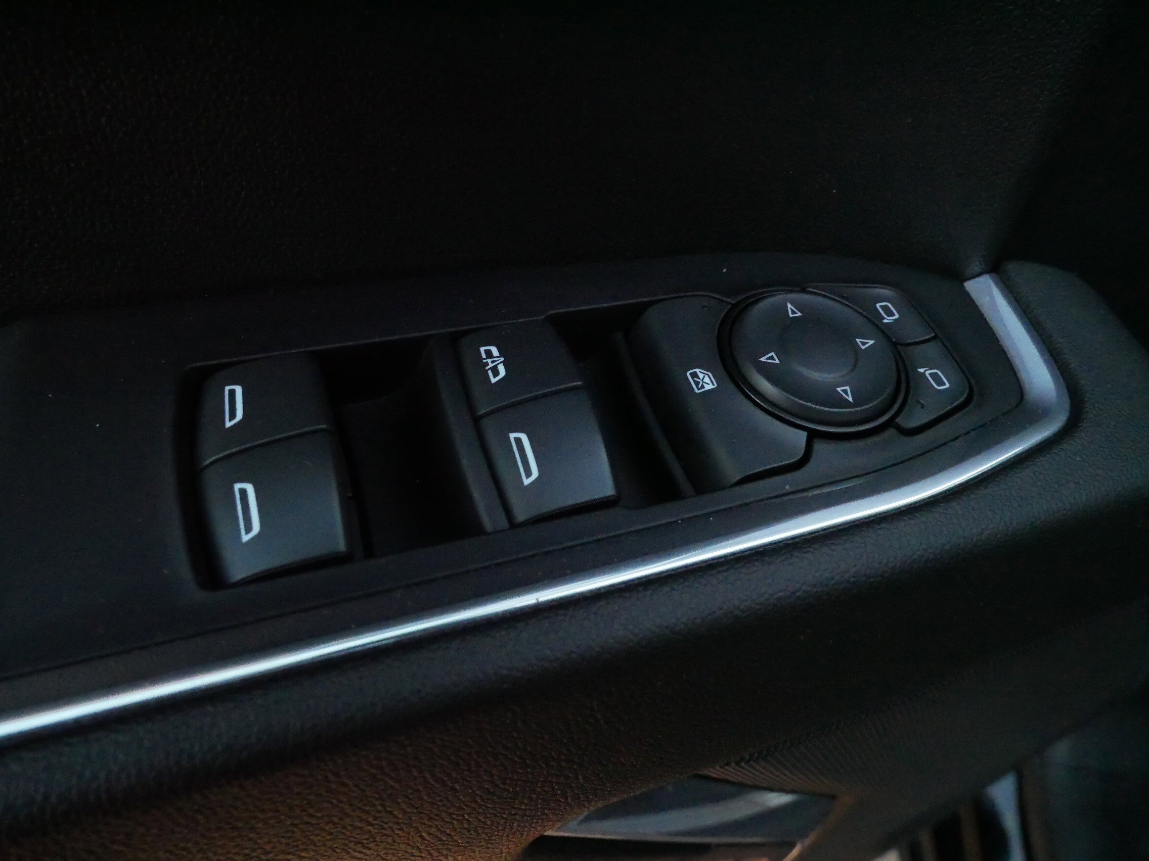 Used 2022 Chevrolet Silverado 1500 RST w/ Z71 Off-Road Package image 19