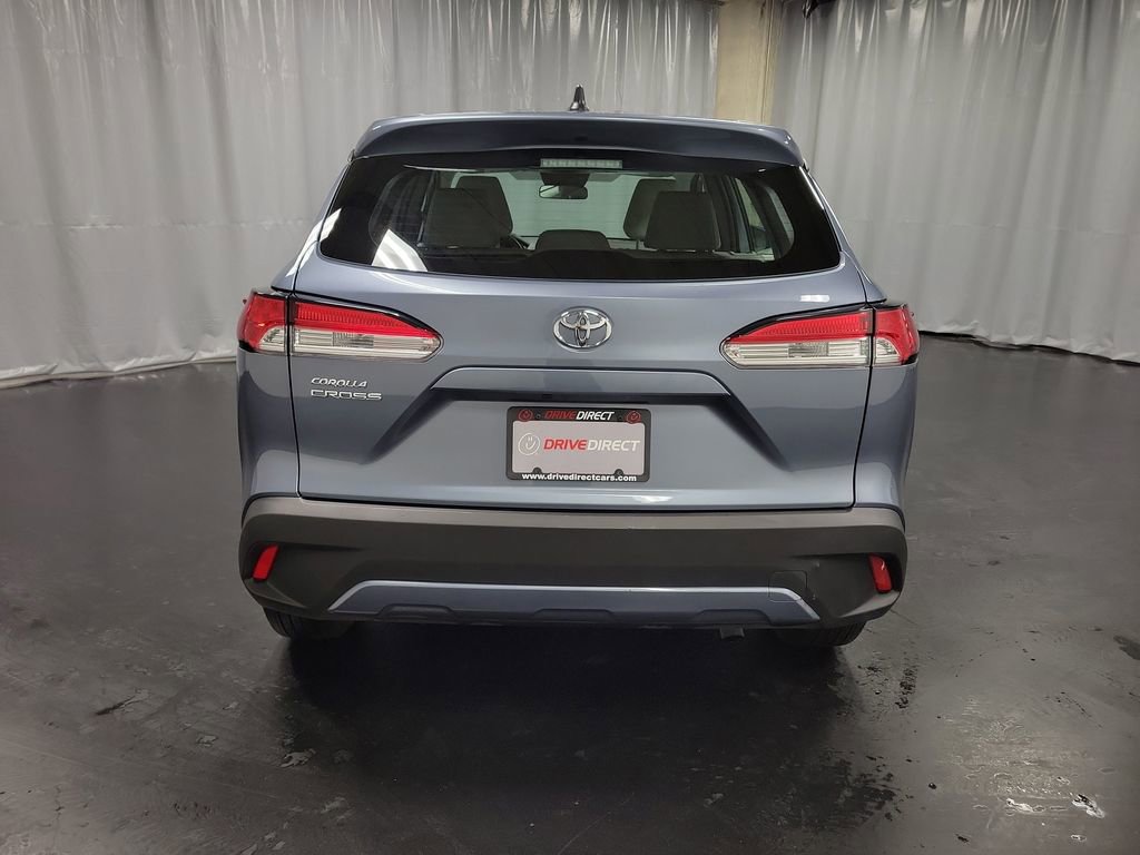 Used 2024 Toyota Corolla Cross L image 7