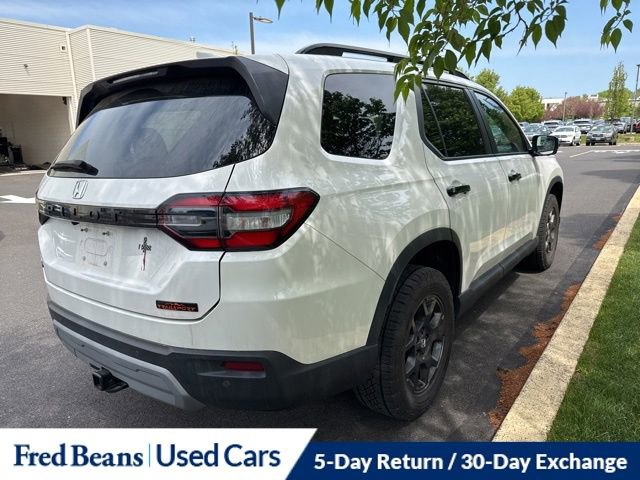 Used 2023 Honda Pilot TrailSport image 6