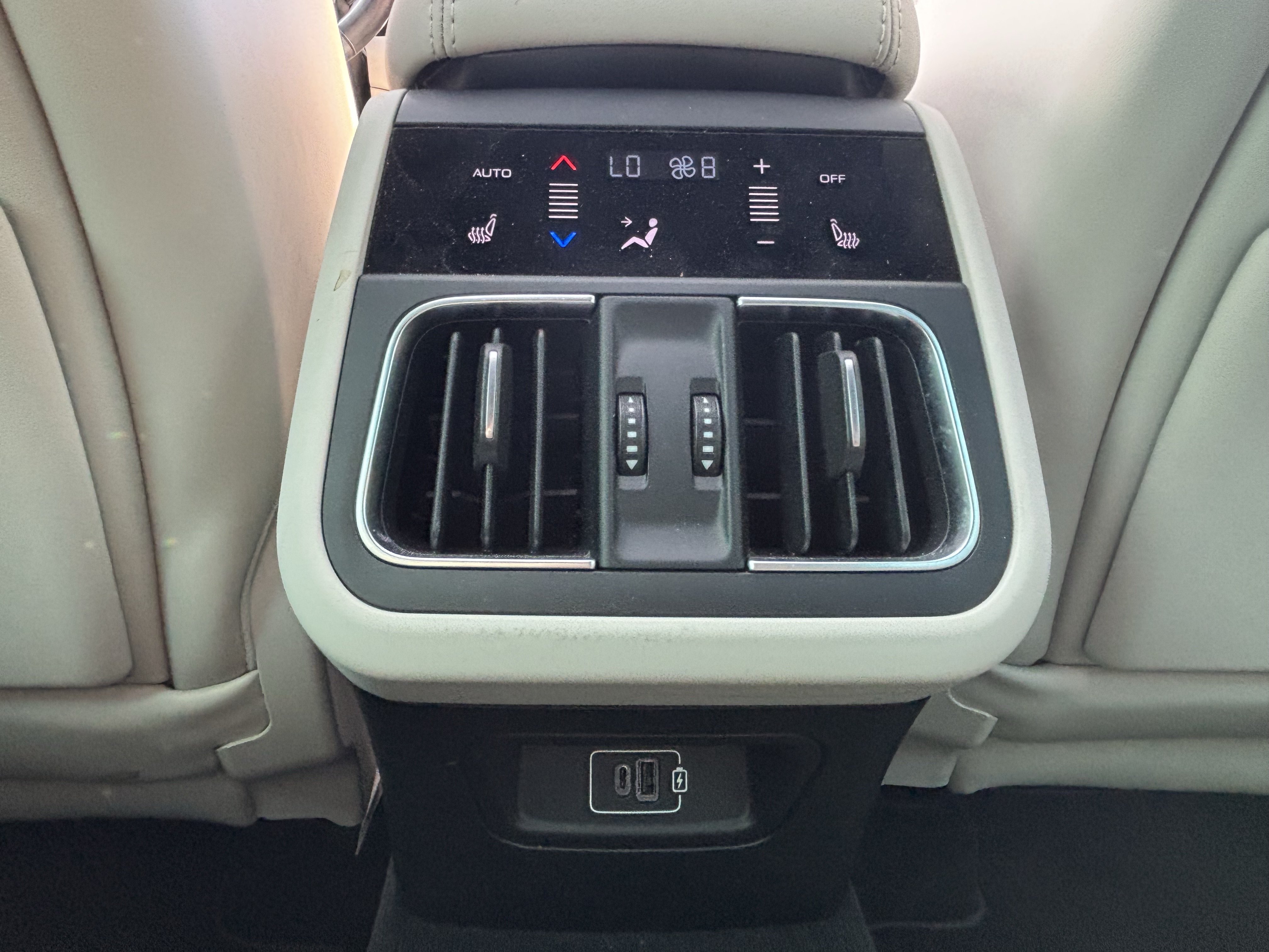 Used 2023 Maserati Grecale Folgore AWD/4WD image 36