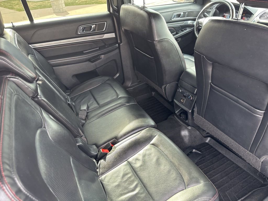 Used 2017 Ford Explorer Sport image 25