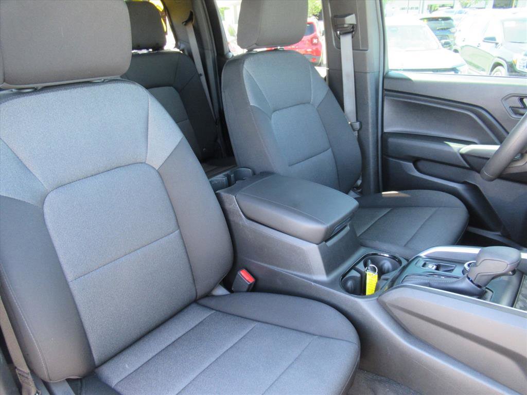 Used 2024 Chevrolet Colorado Trail Boss w/ Technology Package image 12