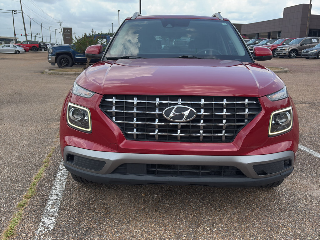 Used 2022 Hyundai Venue Limited FWD video 2