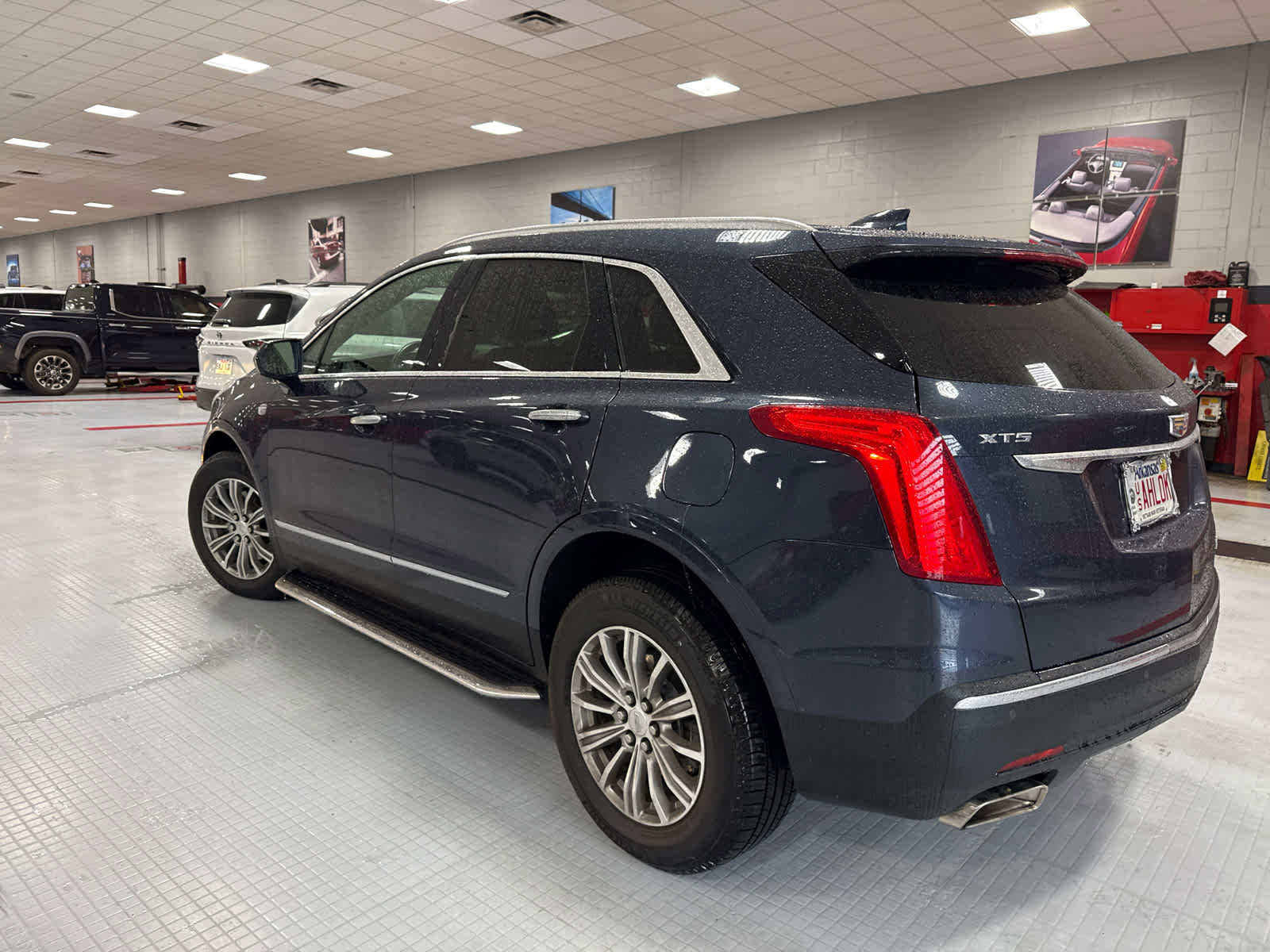 Used 2019 Cadillac XT5 Luxury FWD image 5