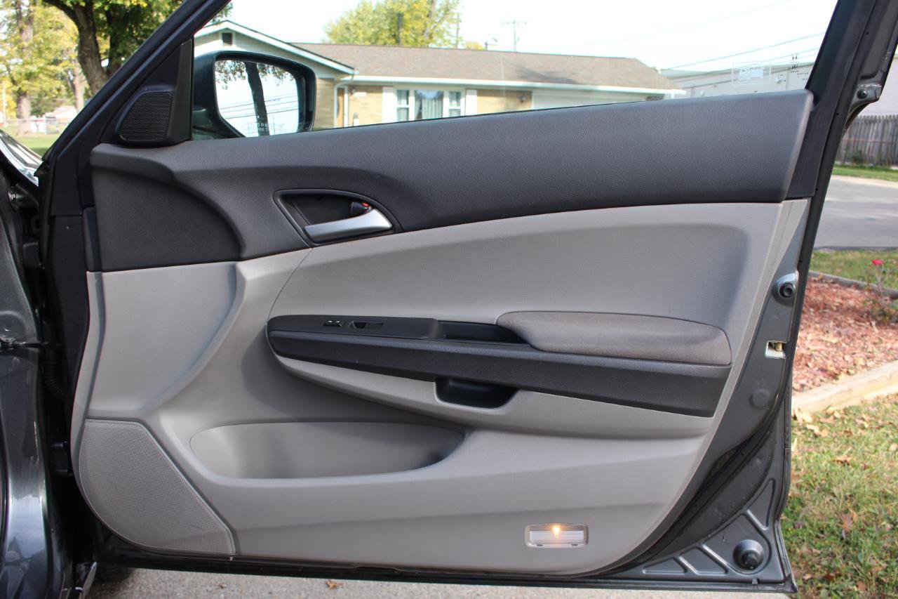 Used 2009 Honda Accord LX image 31