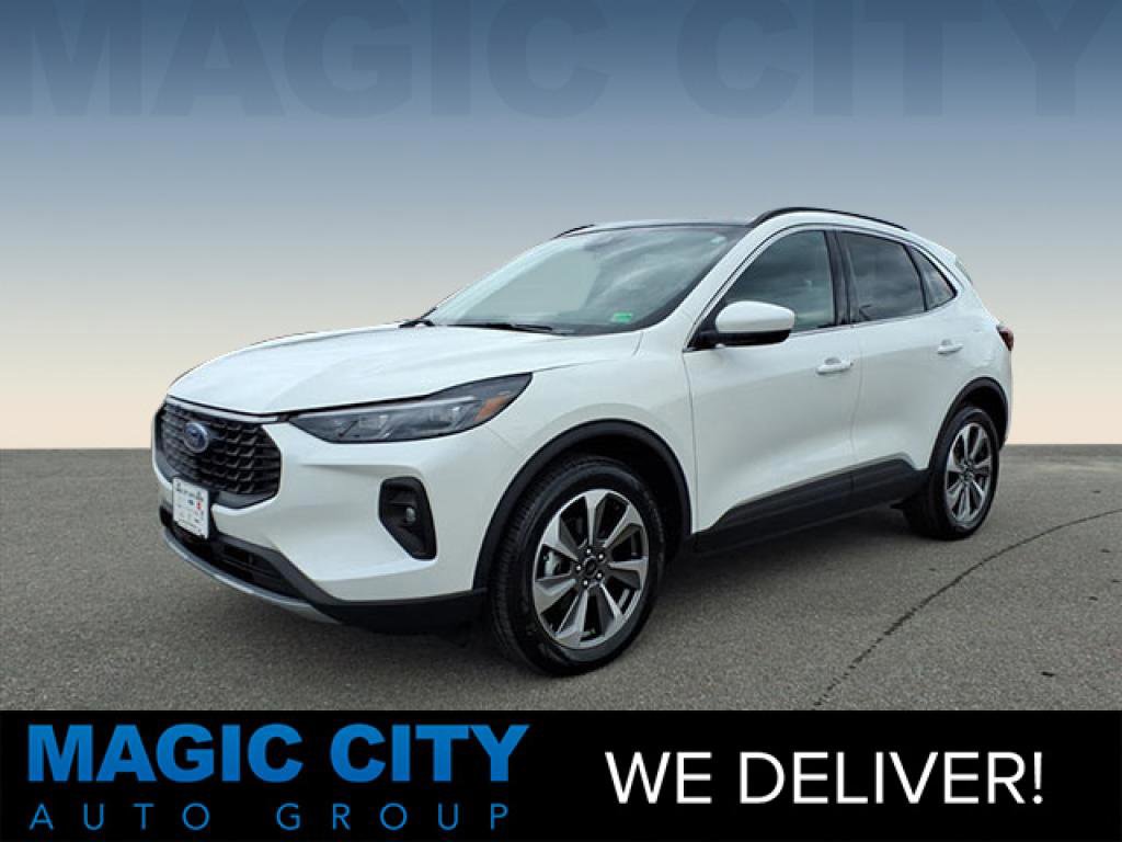 Used 2025 Ford Escape Platinum w/ Class II Trailer Tow Package