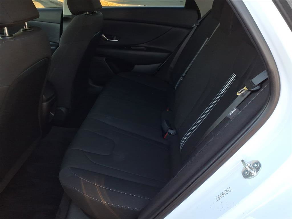 Certified 2024 Hyundai Elantra SEL image 14