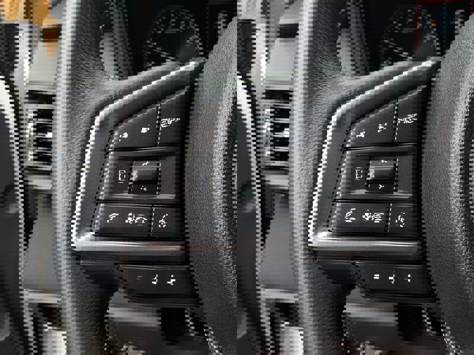 Certified 2025 Subaru Outback Premium image 40