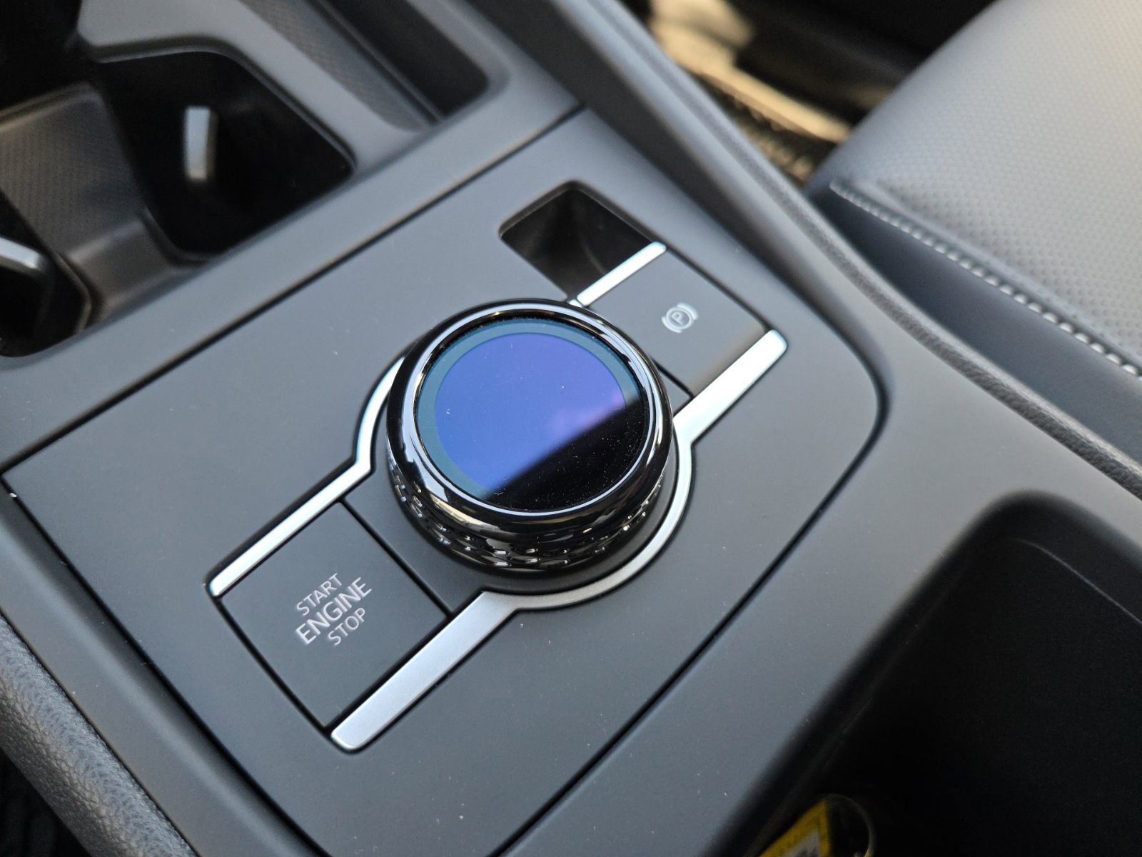 New 2026 Volkswagen Tiguan SE R-Line AWD/4WD image 27