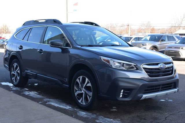 Used 2022 Subaru Outback Limited image 7