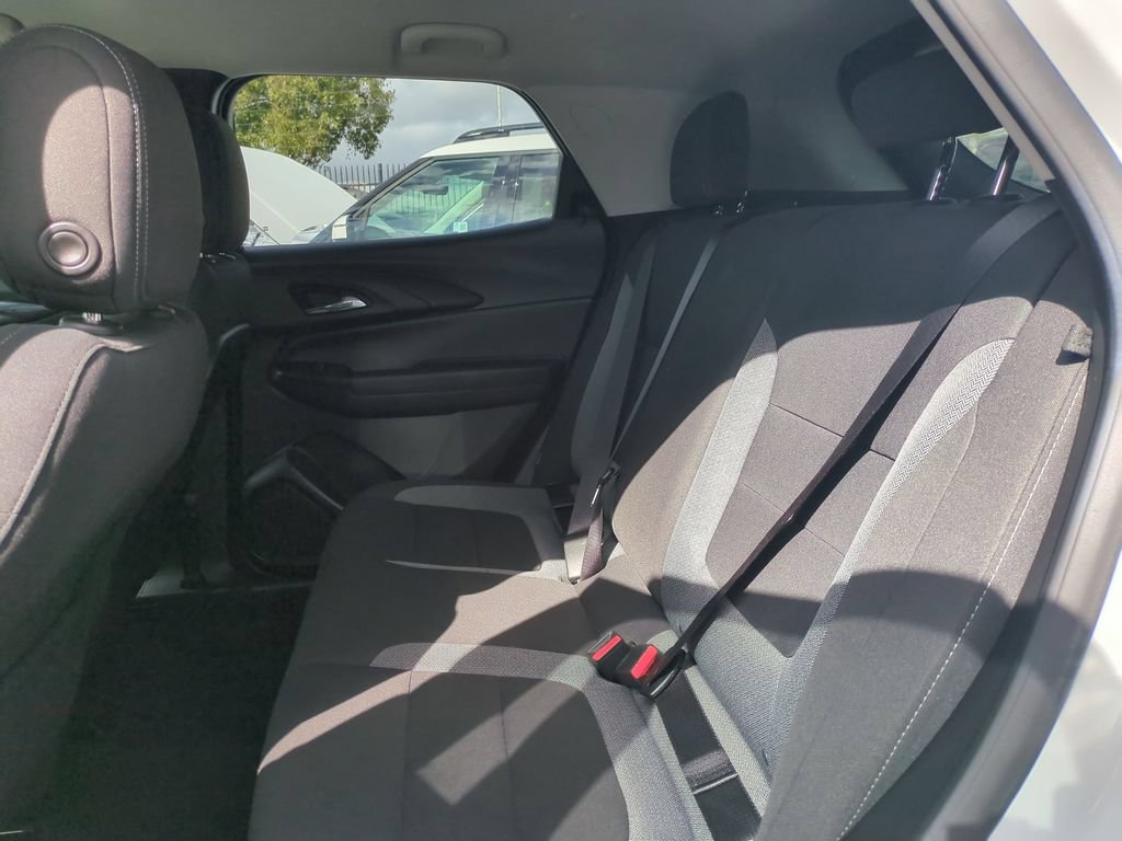 Used 2025 Chevrolet TrailBlazer LT AWD/4WD image 26