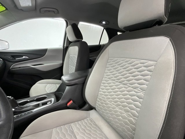 Used 2020 Chevrolet Equinox LS w/ LS Convenience Package image 5