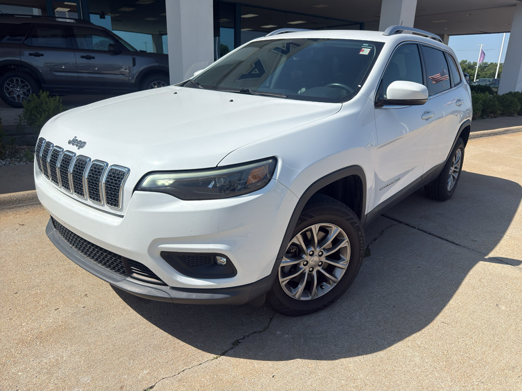 Used 2019 Jeep Cherokee Latitude Plus w/ Comfort/Convenience Group AWD/4WD image 5